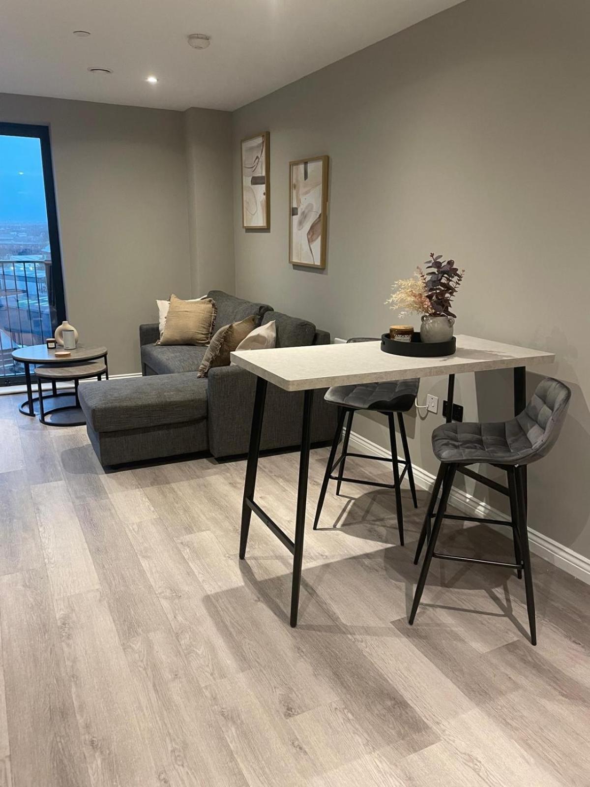 Superior 1 Bed Apartment By Leeds Train Staiton Екстер'єр фото