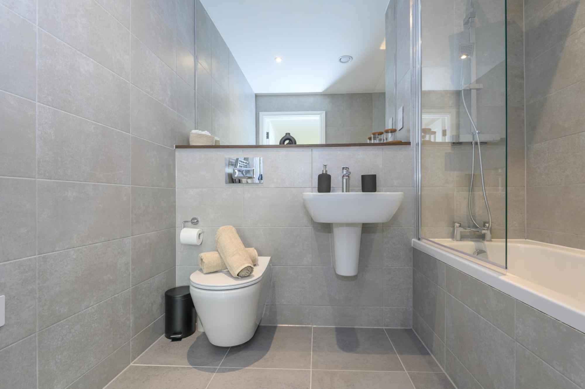 Superior 1 Bed Apartment By Leeds Train Staiton Екстер'єр фото
