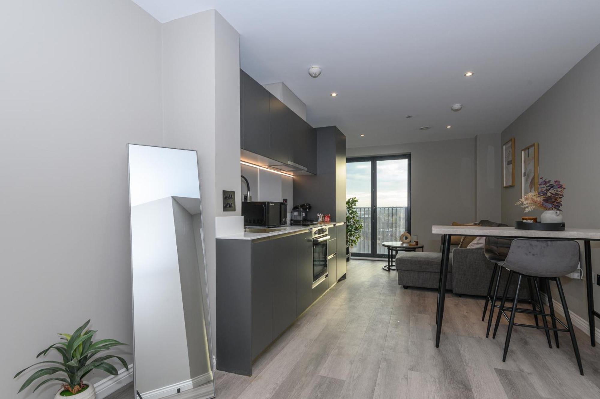 Superior 1 Bed Apartment By Leeds Train Staiton Екстер'єр фото