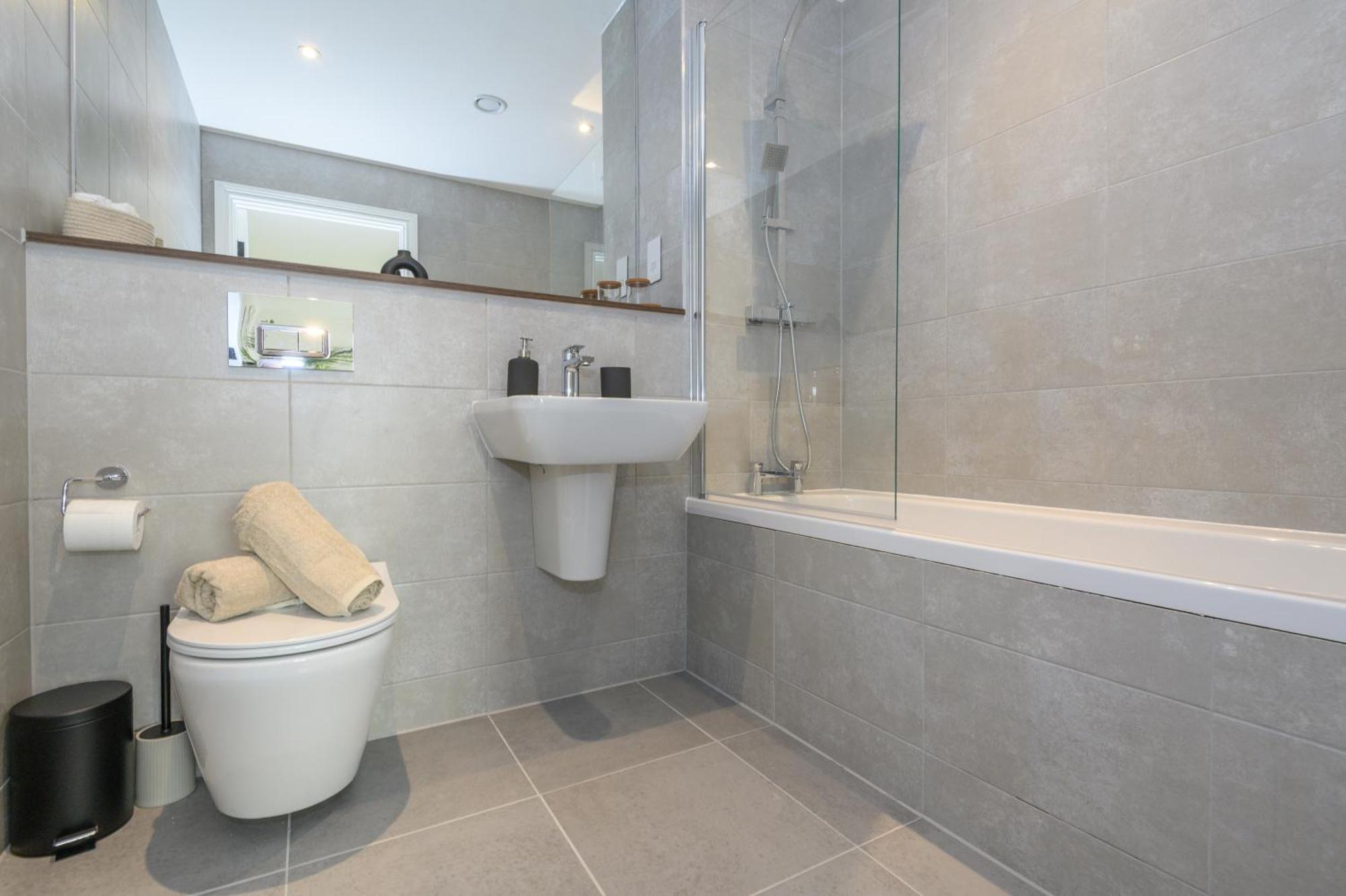 Superior 1 Bed Apartment By Leeds Train Staiton Екстер'єр фото