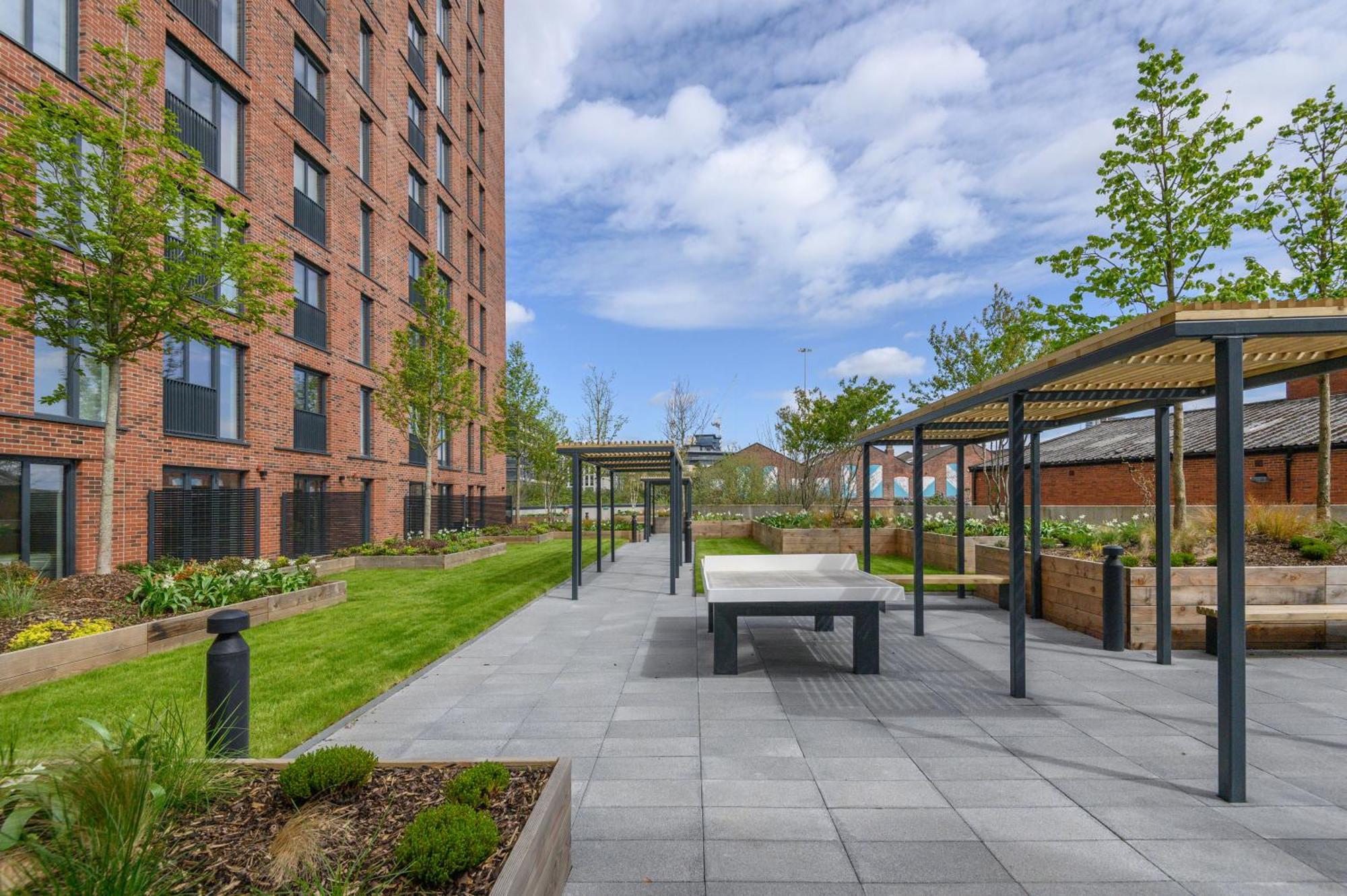 Superior 1 Bed Apartment By Leeds Train Staiton Екстер'єр фото